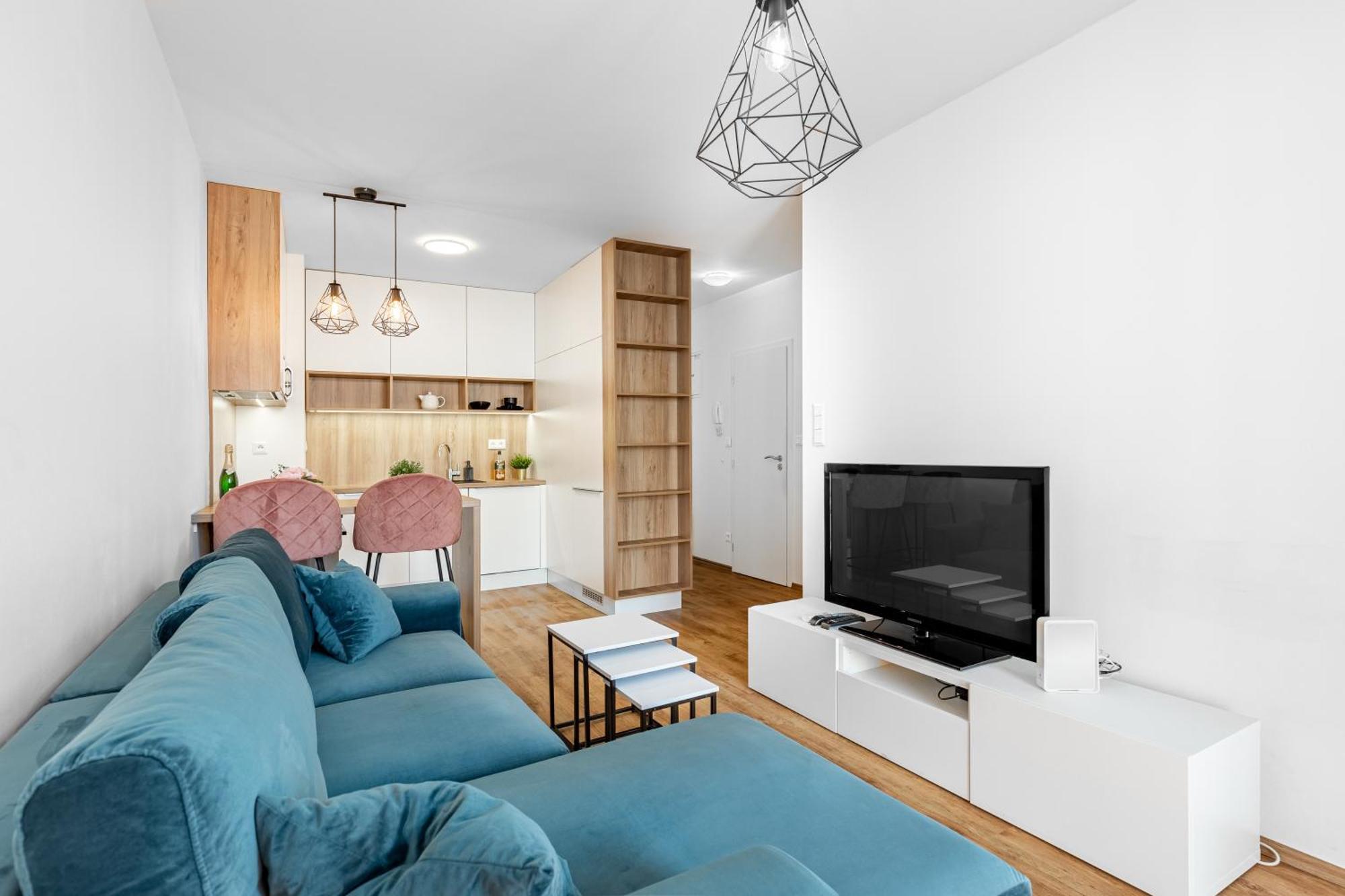 Leo Apartment - Ac & Free Parking Pressburg Exterior foto